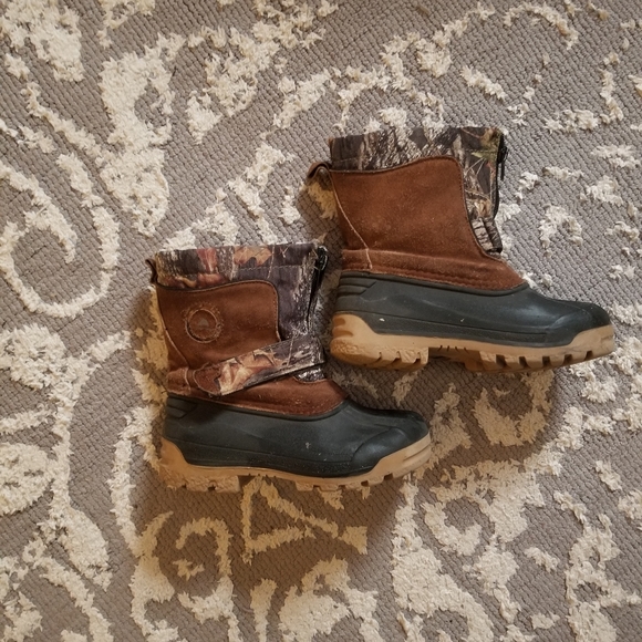 ozark trail duck boots